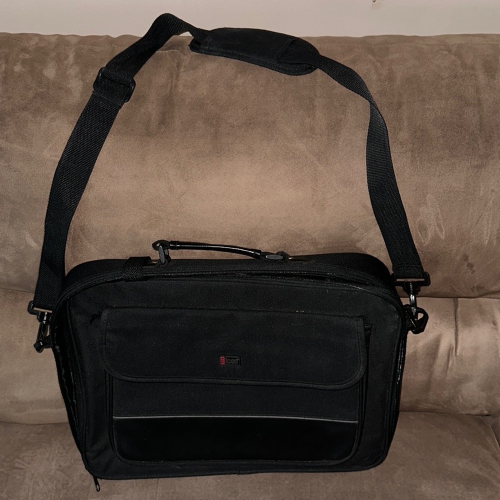 DONATED!!! Laptop Case